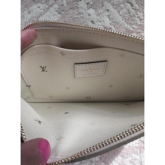 Louis Vuitton Neverfull Limited Edition Sunset Khaki MM Wristlet - Picture 7 of 7